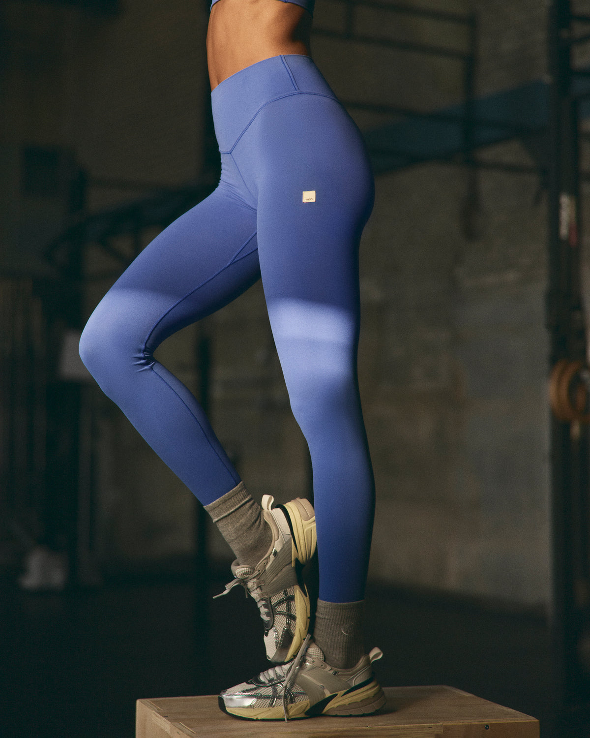 Vuori AllTheForm™ Legging - Short Bright Iris Leggings | Vuori Online