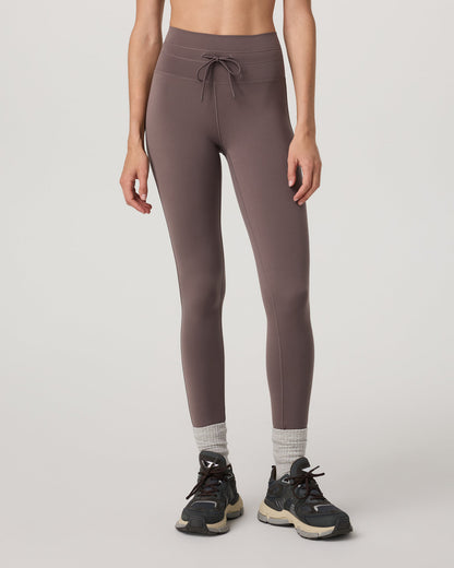 Women's Daily Form Legging - Short Huckleberry | Vuori Online