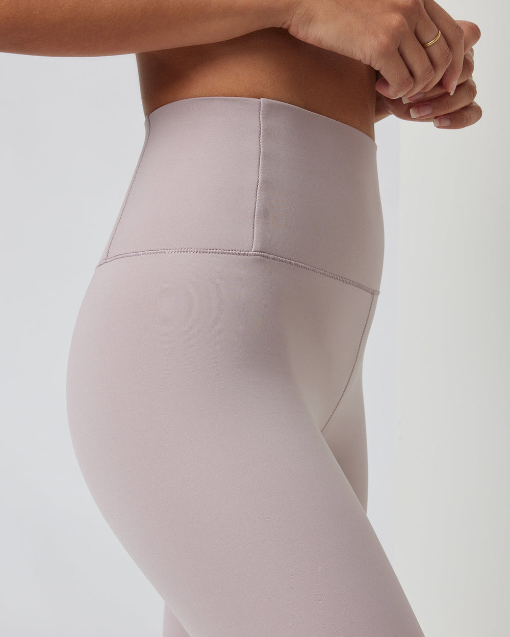 Evolve Legging Dusk High-Rise Leggings | Vuori On sale