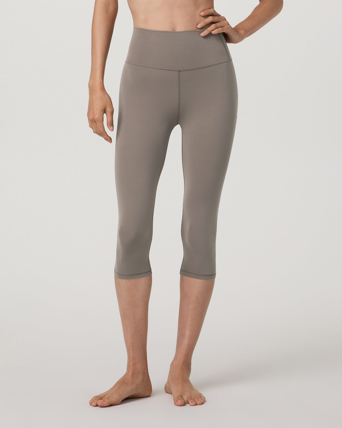 Vuori AllTheFeels™ Crop Legging Smokey Taupe Leggings | Vuori US