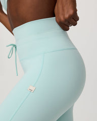 Daily Legging - Short Women's Spearmint Leggings | Vuori Clothing