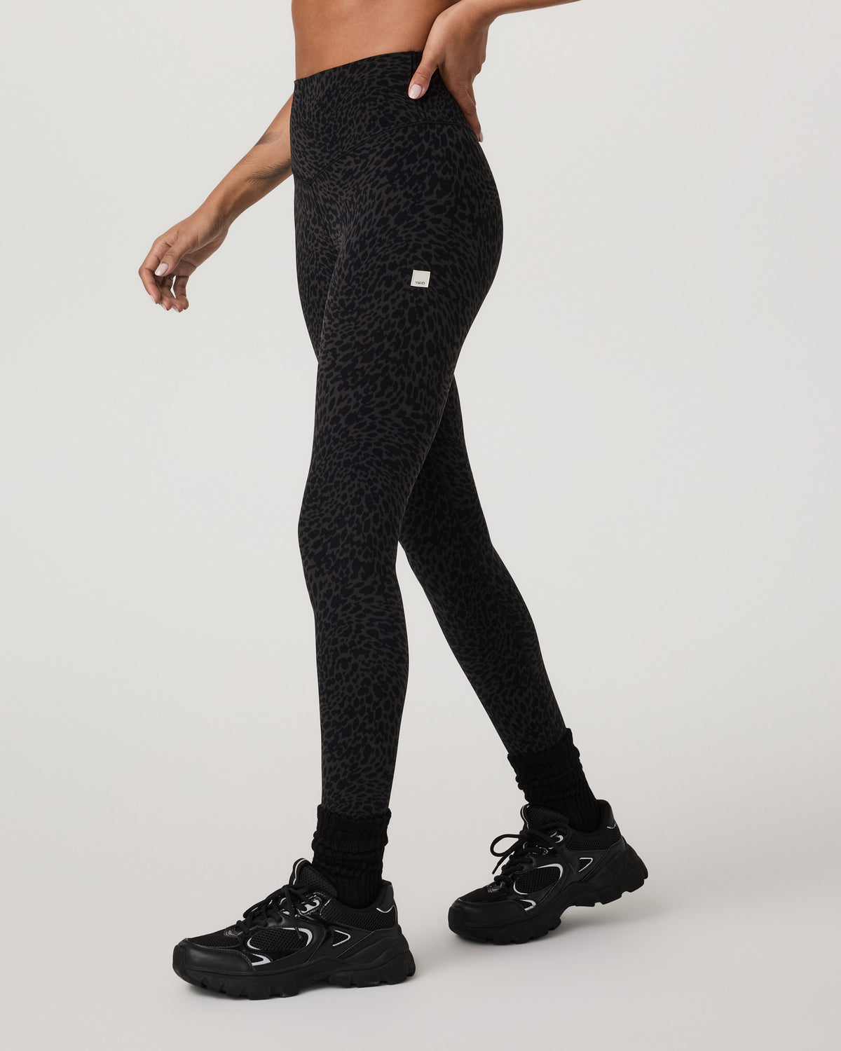 Vuori AllTheForm™ Legging Black Blurred Torrent Legging | Vuori On sale