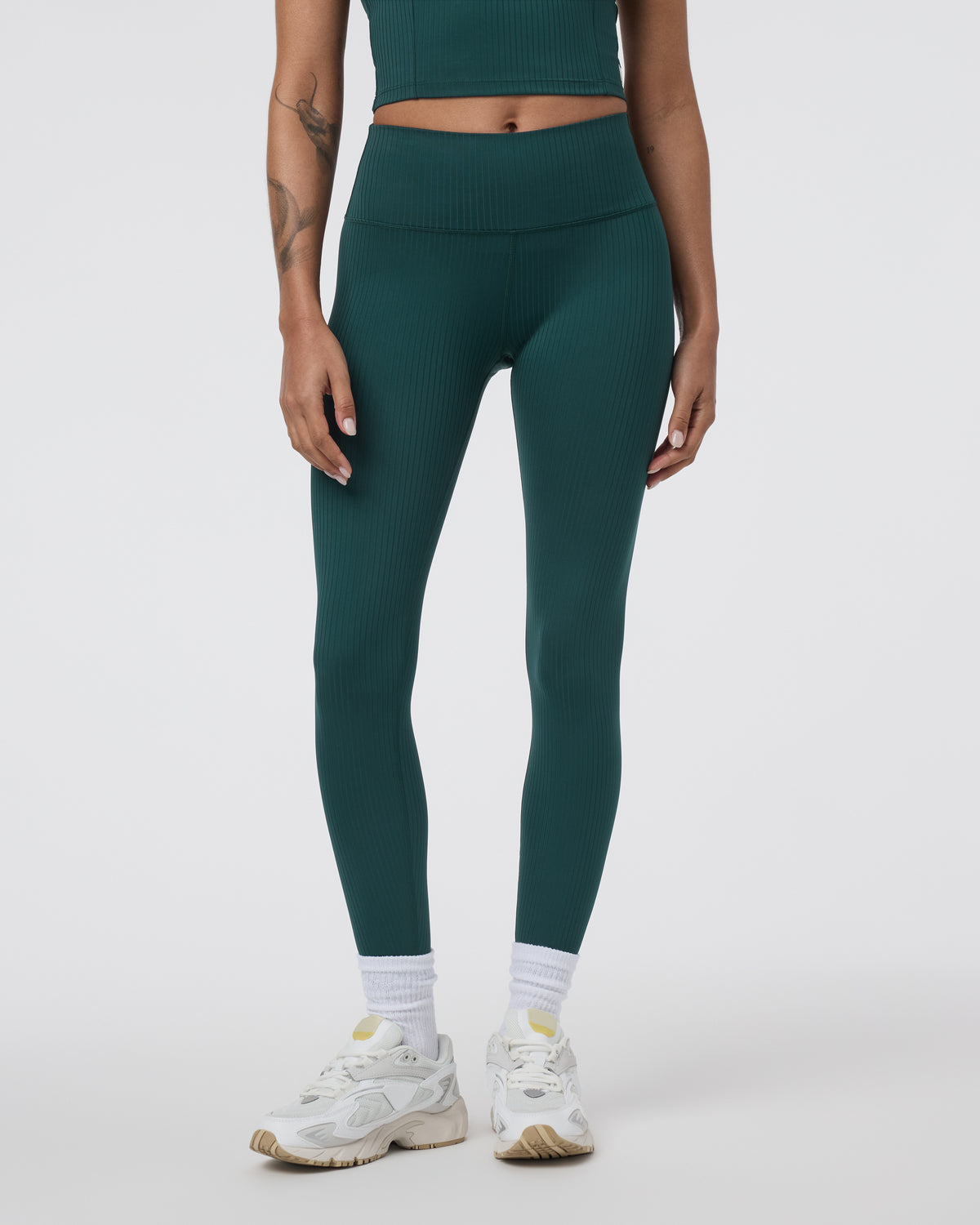 Inversion Rib Legging Moss | Vuori For sale