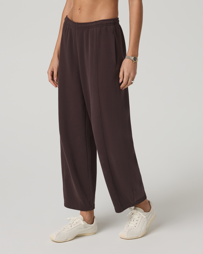 Sedona Barrel Sweatpant Women's French Roast Sweatpants | Vuori Clothing