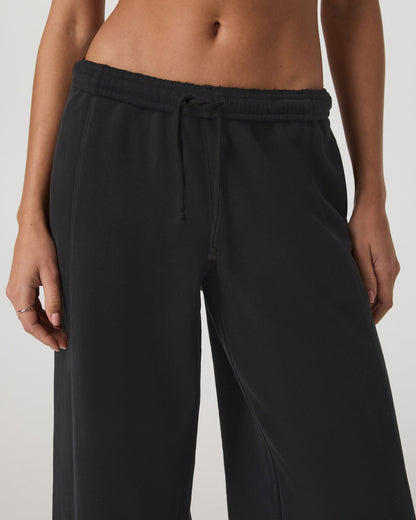 Sedona Barrel Sweatpant Women's Black Relaxed Fit Pants | Vuori Sale