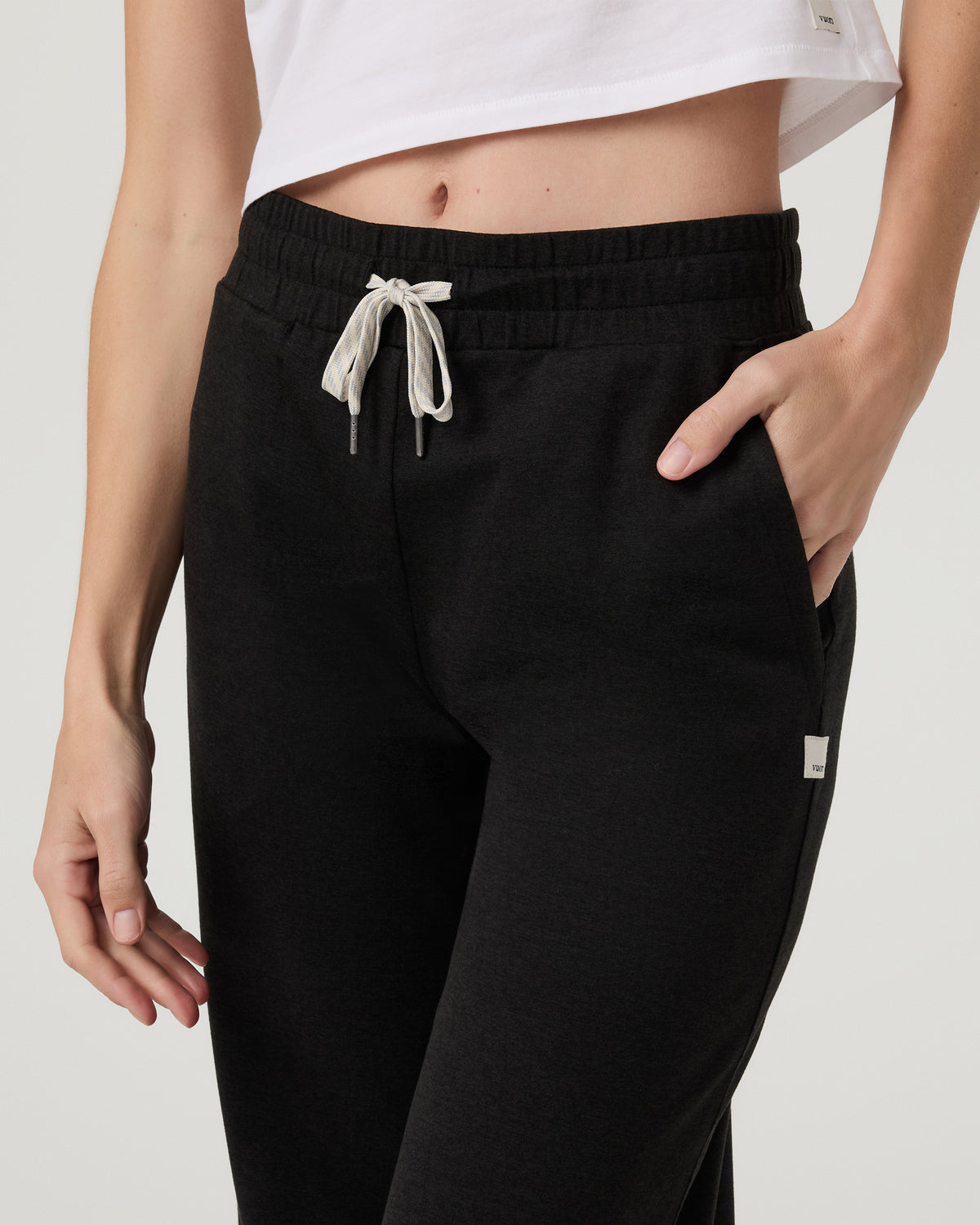 Halo Essential Wideleg - Short Black Heather | Vuori US