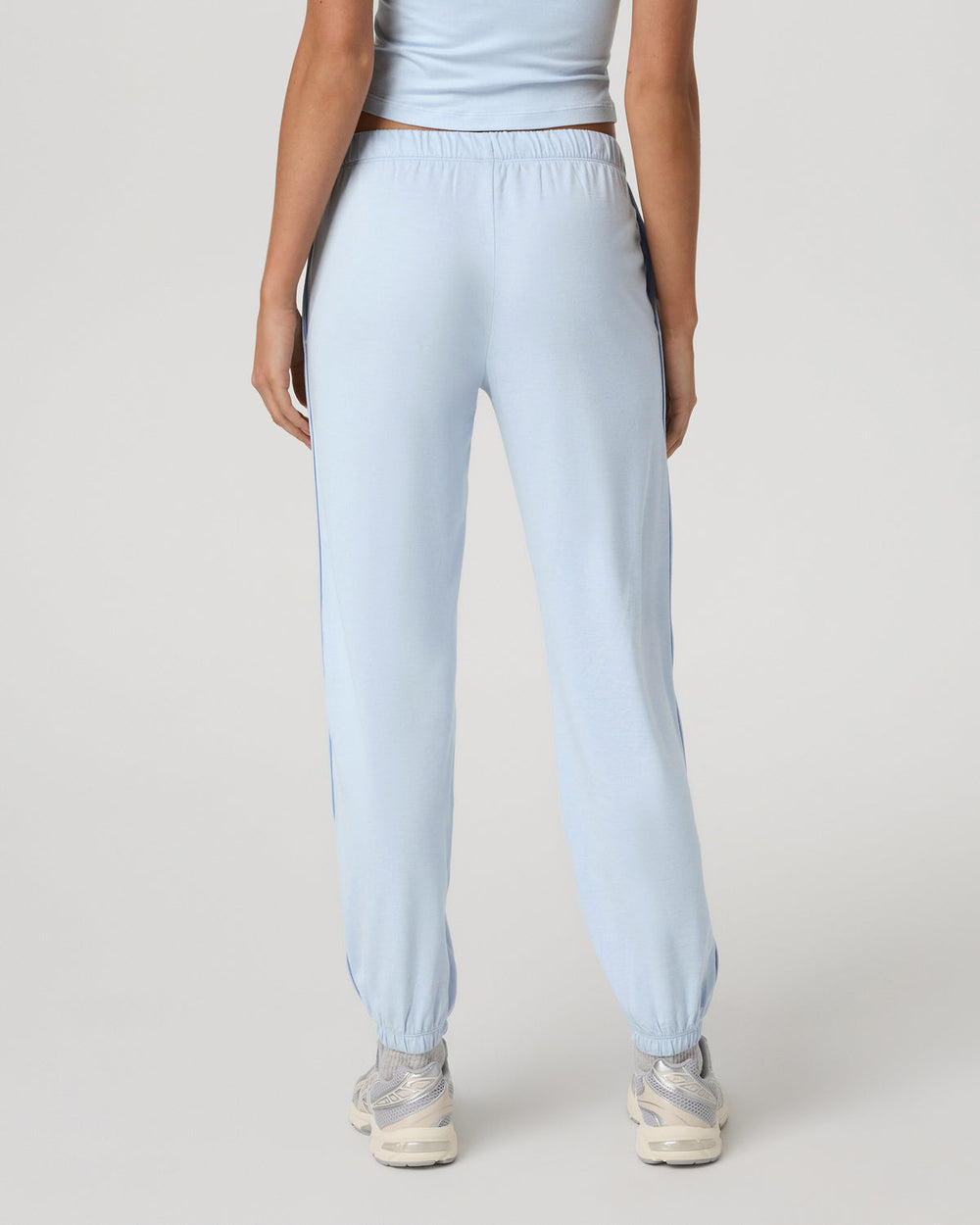 Women's Halo Modern Sweatpant Soft Sky Heather | Vuori On sale