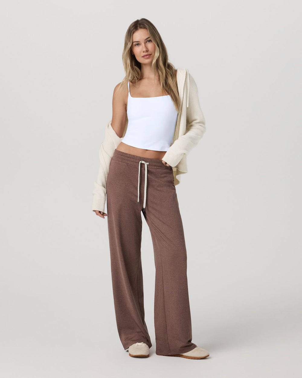 Halo Essential Wideleg Pant Women's Sable Heather Pant | Vuori US