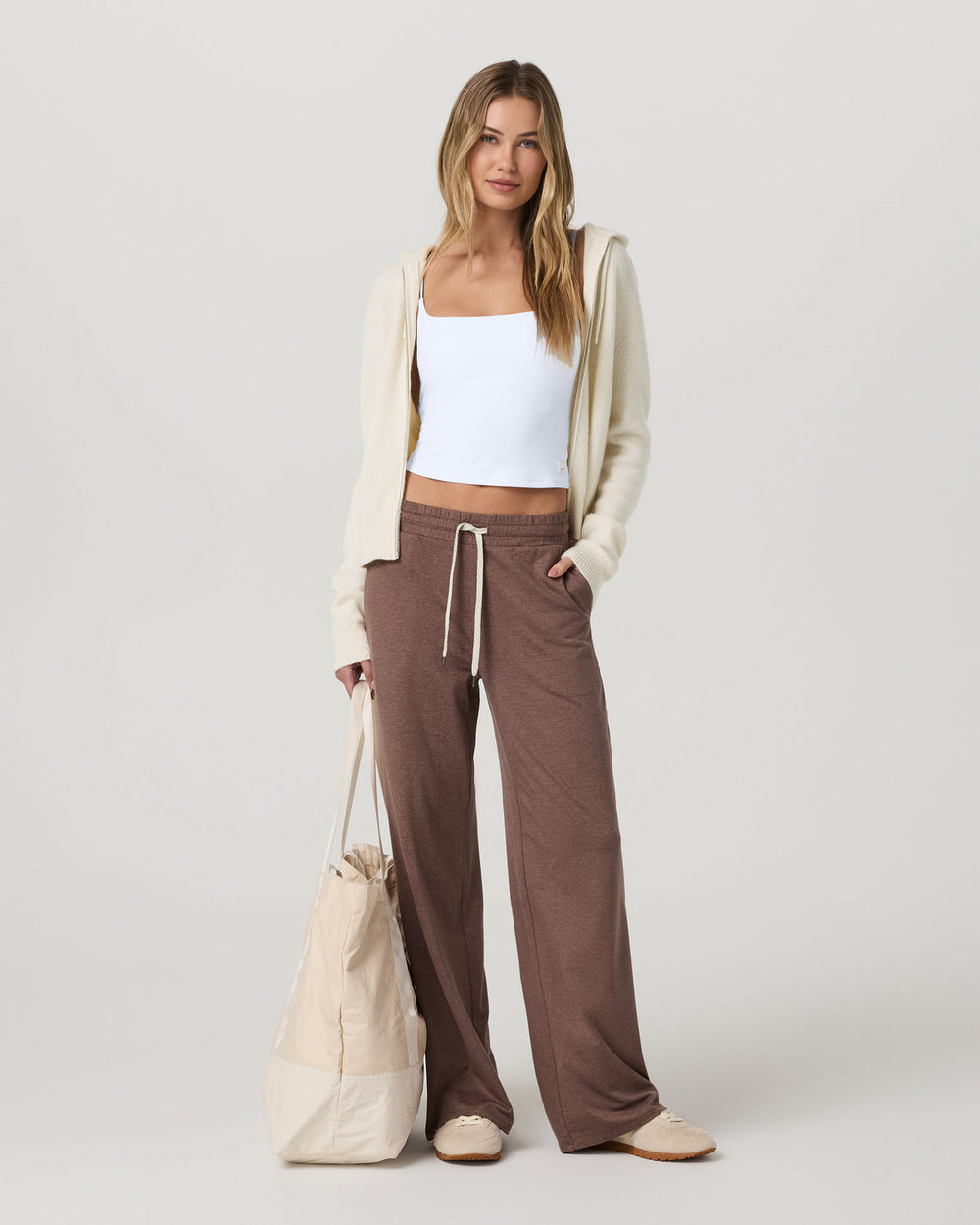 Women's Halo Essential Wideleg - Short Sable Heather | Vuori Clothing