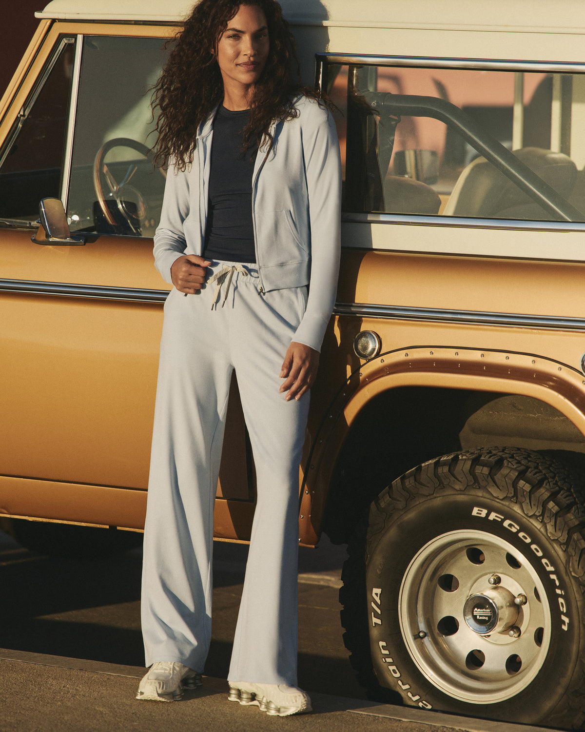 Halo Essential Wideleg Women's Soft Sky Heather Pants | Vuori Sale