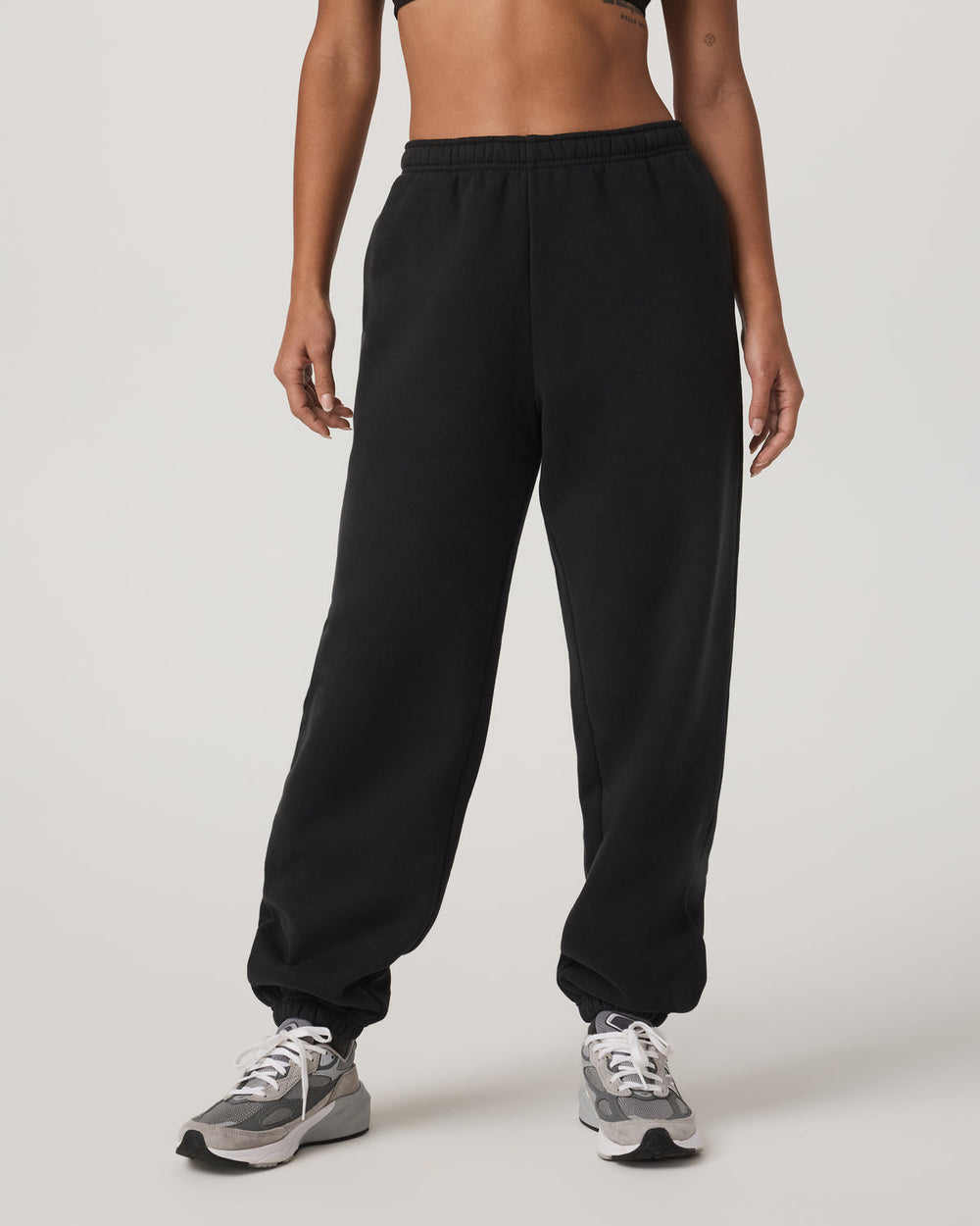 Restore Classic Sweatpant Women's Washed Black Pants | Vuori Discount