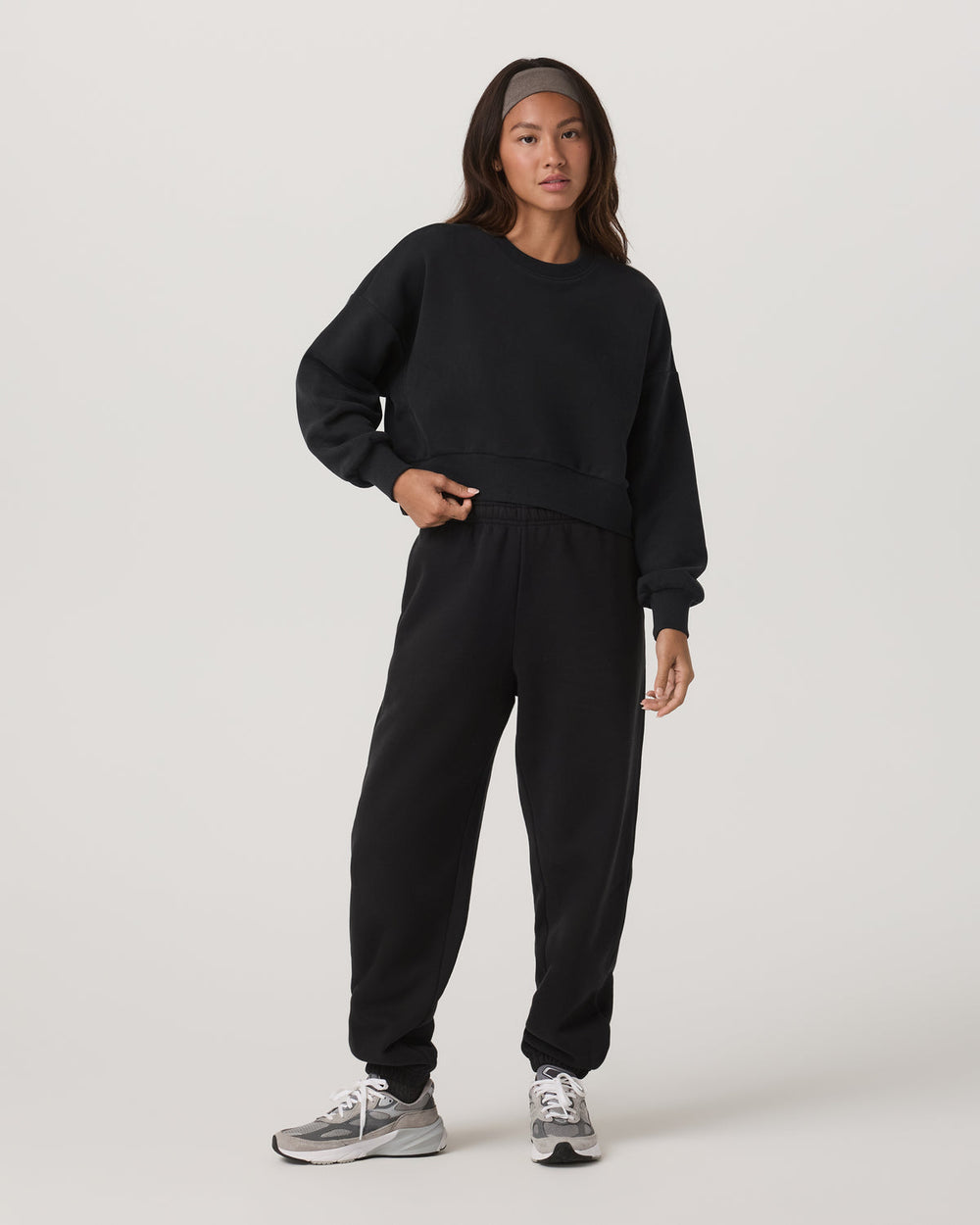 Restore Classic Sweatpant Women's Washed Black Pants | Vuori Discount
