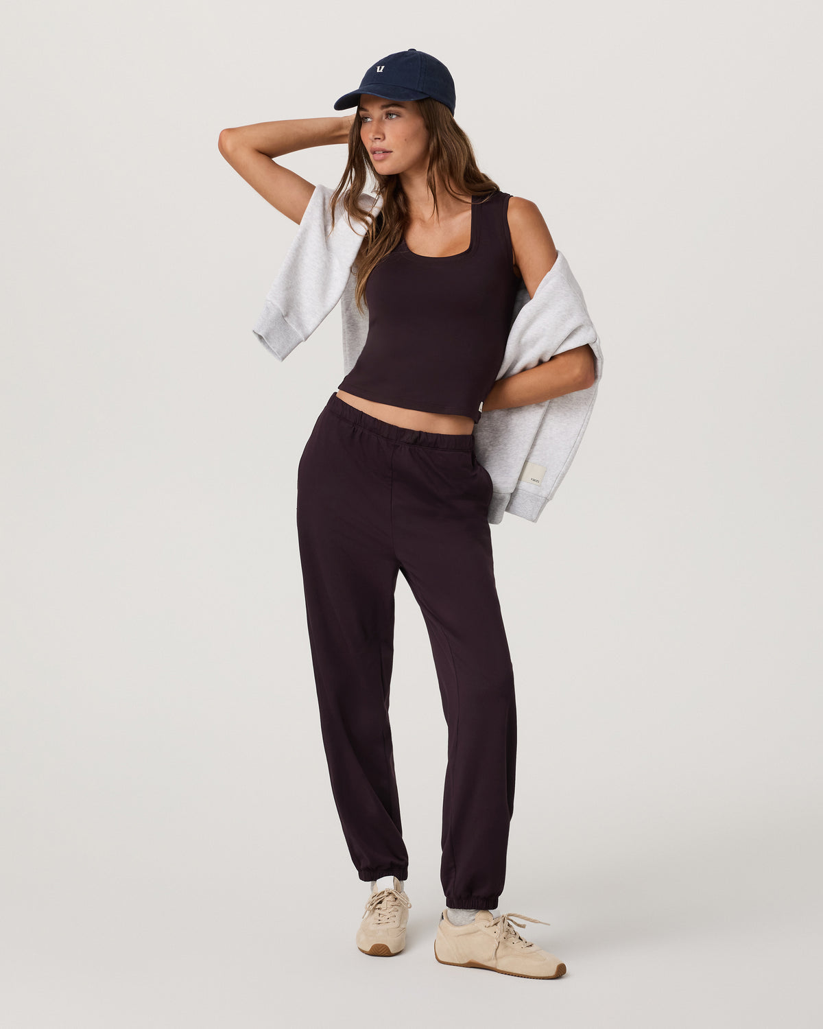 Halo Modern Sweatpant Women's Raisin Pants | Vuori Online