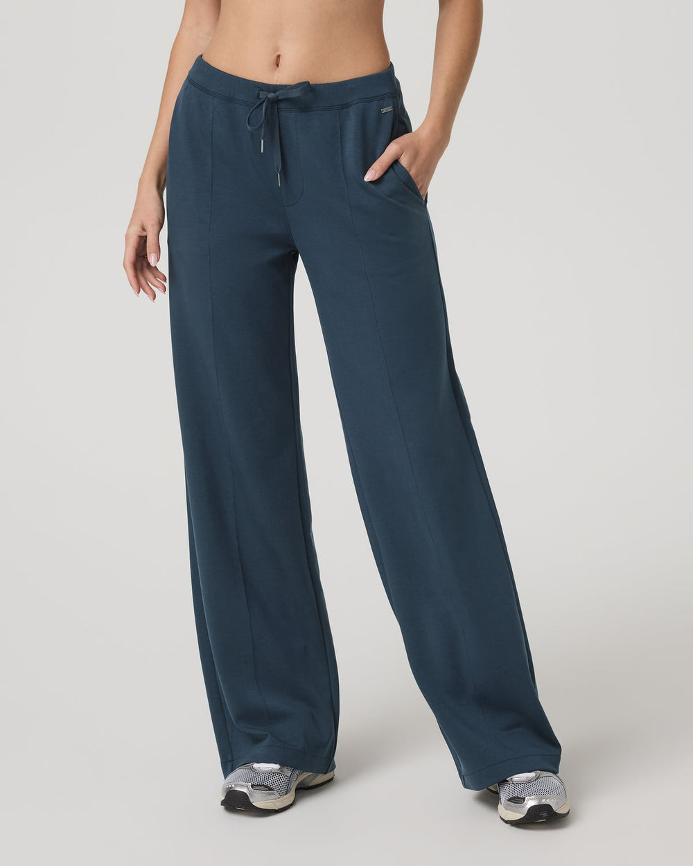 Compose Wideleg Pant Women's Ocean Blue Relaxed Pants | Vuori Discount