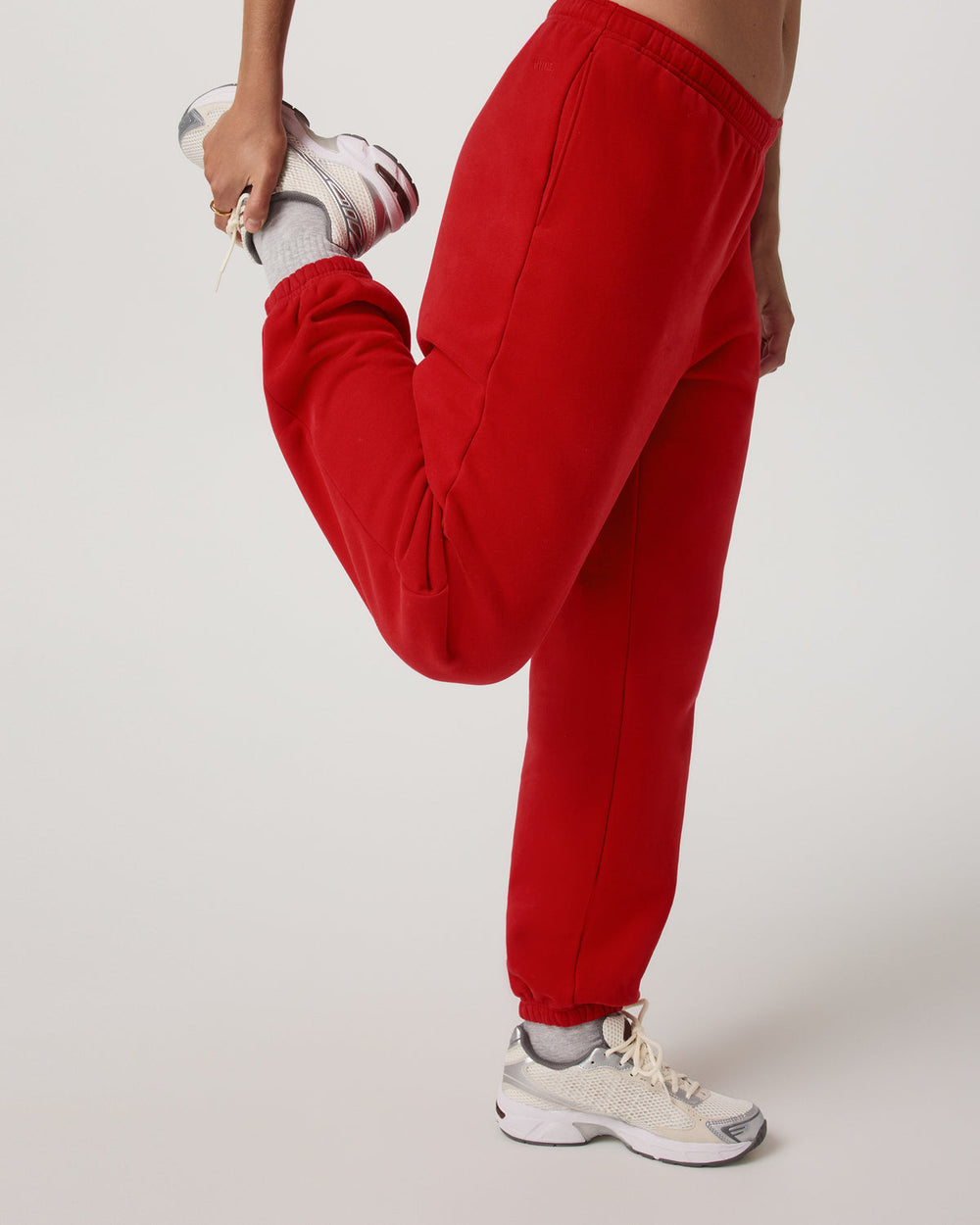 Restore Classic Sweatpant Women's Cherry Pants | Vuori On sale