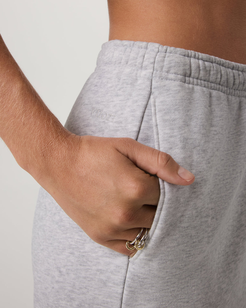 Women's Restore Classic Sweatpant - Short Pale Grey | Vuori Online