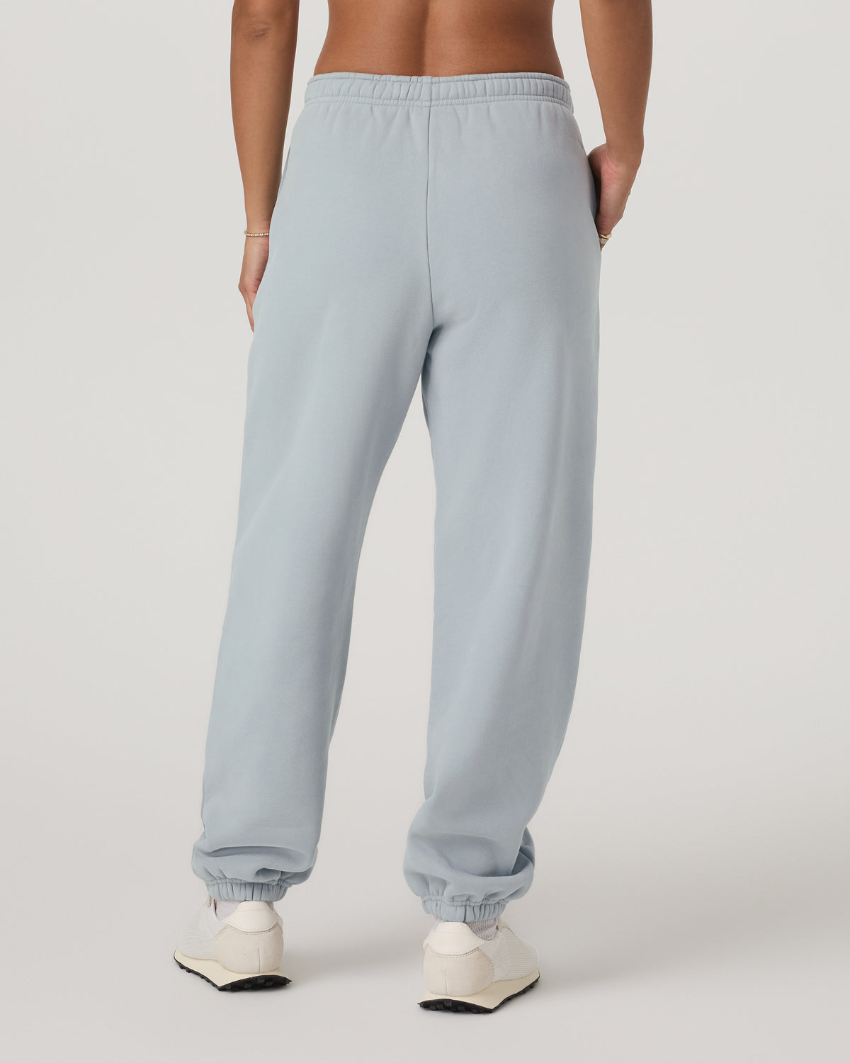Restore Classic Sweatpant Women's Blue Haze Pants | Vuori US