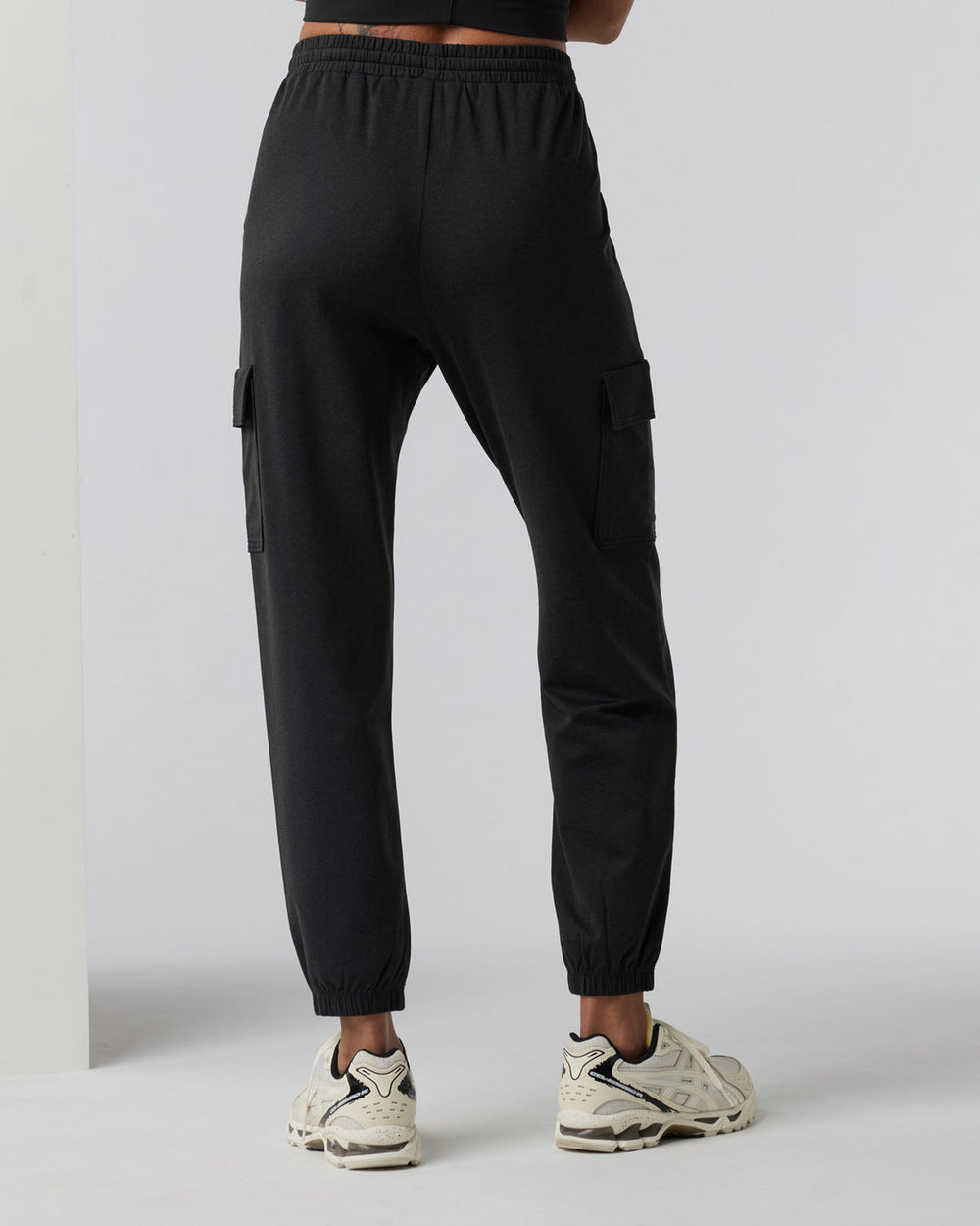 Boyfriend Cargo Sweatpant Black Heather Sweatpants | Vuori For sale