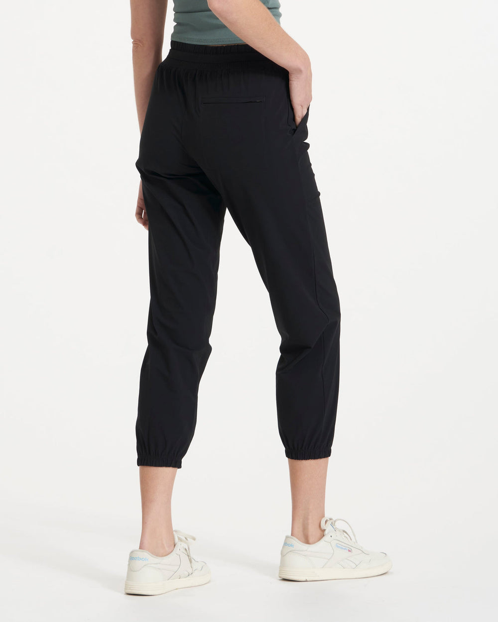 Miles Jogger Women's Lightweight Black Pants | Vuori Online