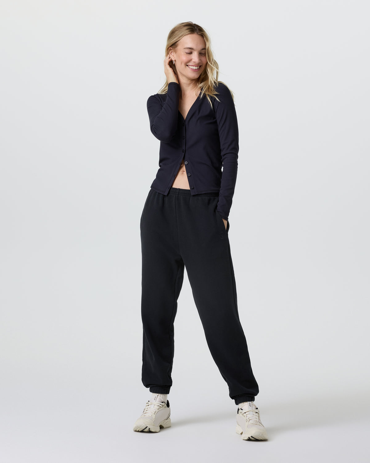 Sedona Sweatpant Women's Black Fleece Sweatpants | Vuori Clothing