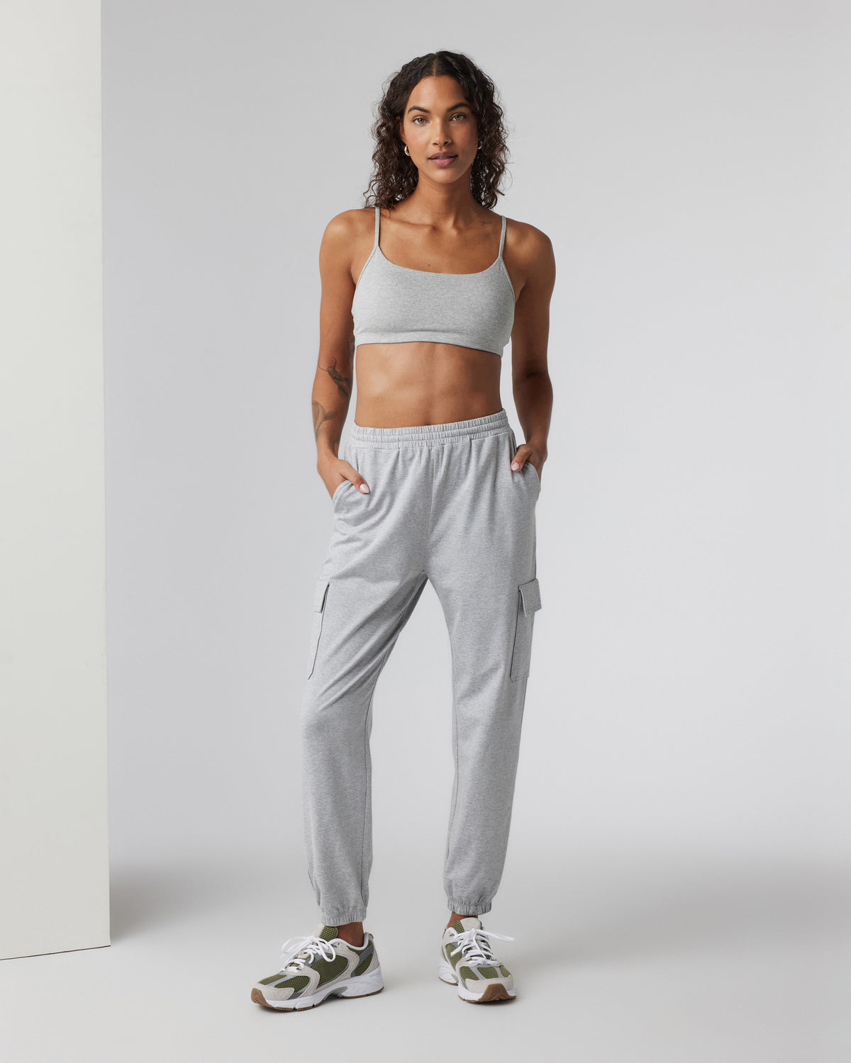 Boyfriend Cargo Sweatpant Pale Grey Heather | Vuori On sale