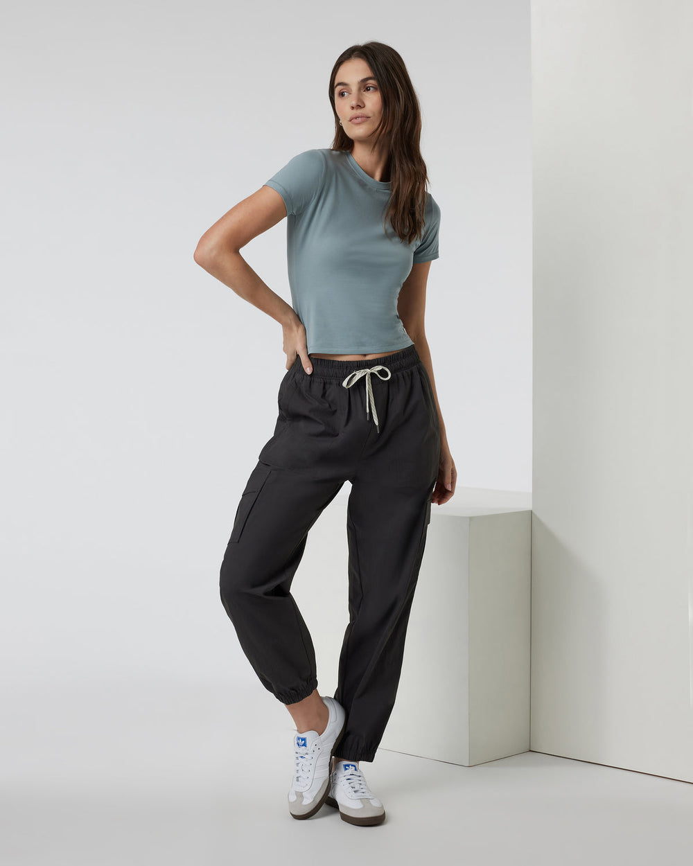 Birch Jogger Women's Vintage Black Utility Joggers | Vuori