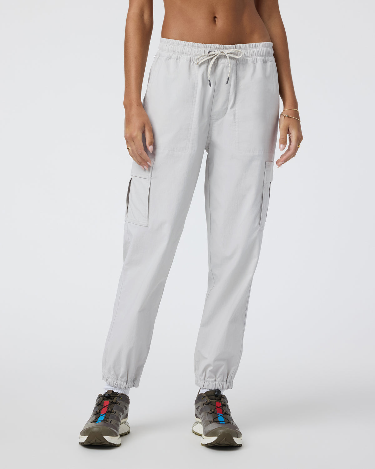 Birch Jogger Women's Silver Cloud Utility Joggers | Vuori Outlet