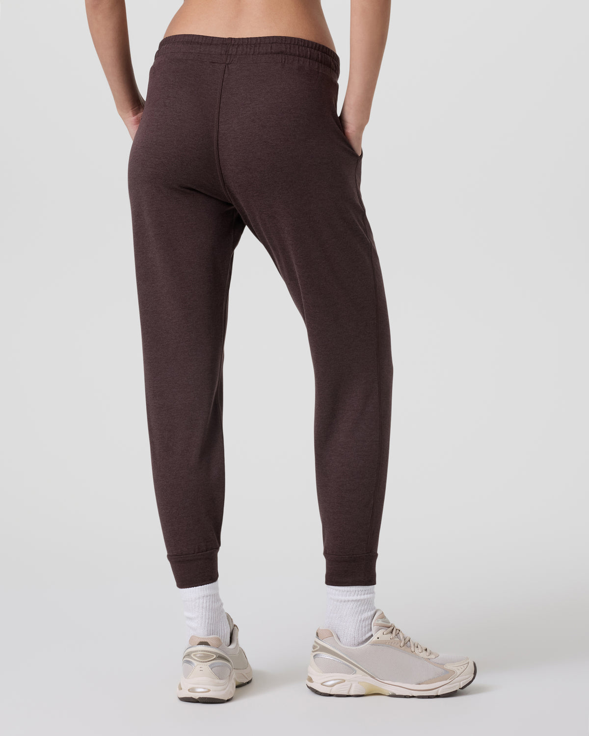 Performance Jogger Women's Java Heather Joggers | Vuori US