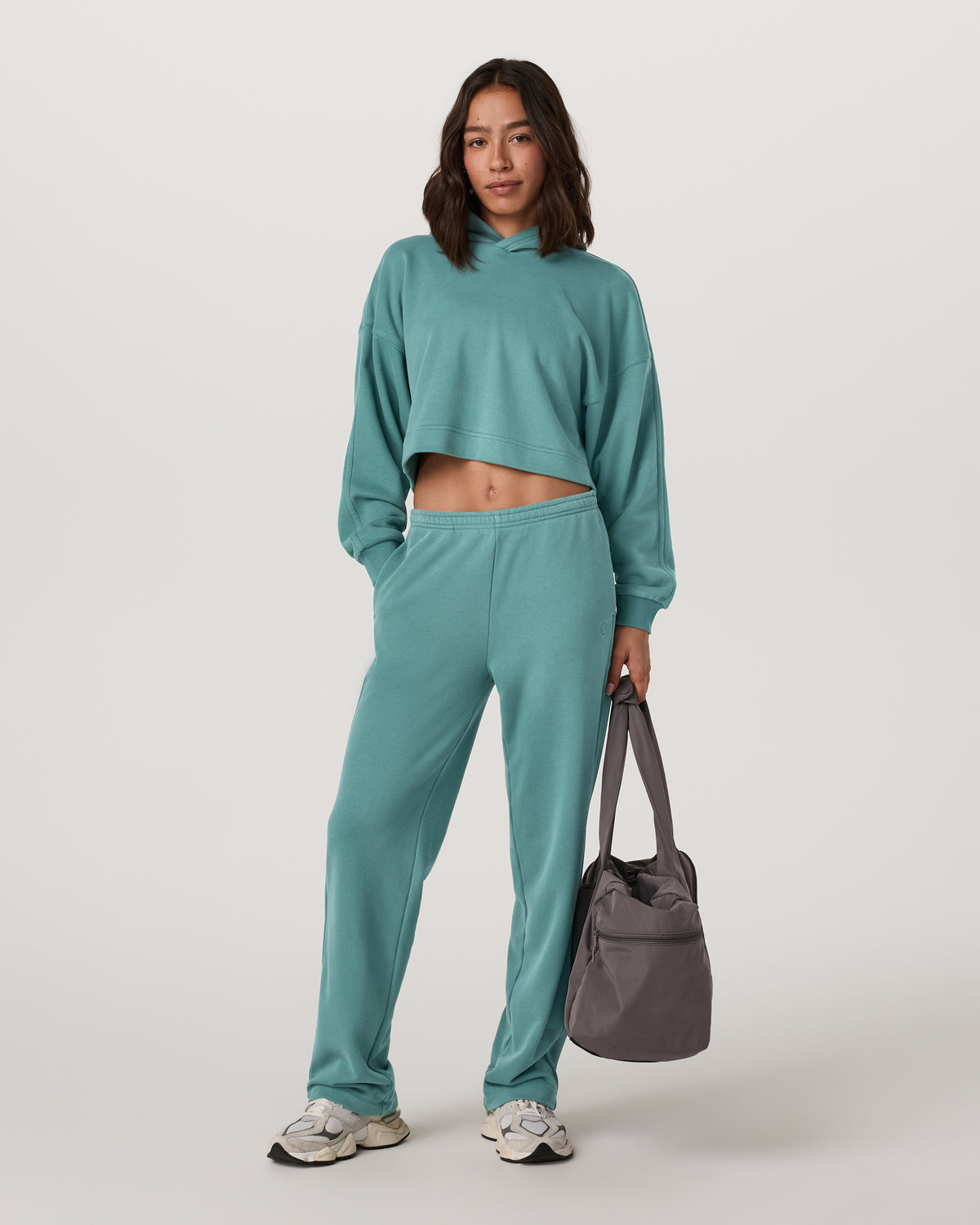 Women's Sedona Straight Leg Sweatpant - Short Bluegrass | Vuori