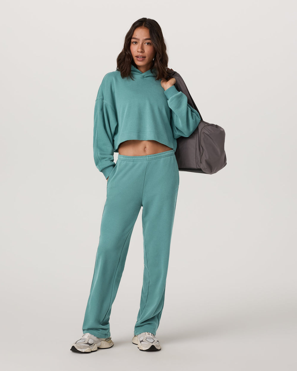 Women's Sedona Straight Leg Sweatpant - Short Bluegrass | Vuori