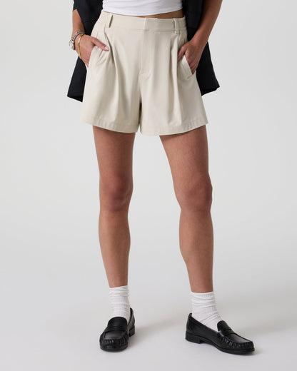 Villa Trouser Shorts Women's Mushroom Pleated Shorts | Vuori On sale