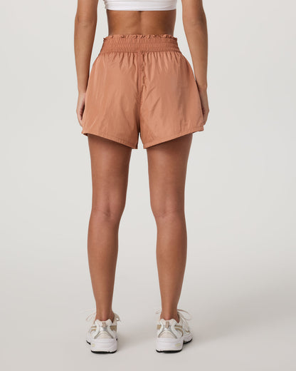 Dash Elevate Short Women's Desert Peach Fitness Shorts | Vuori Clothing