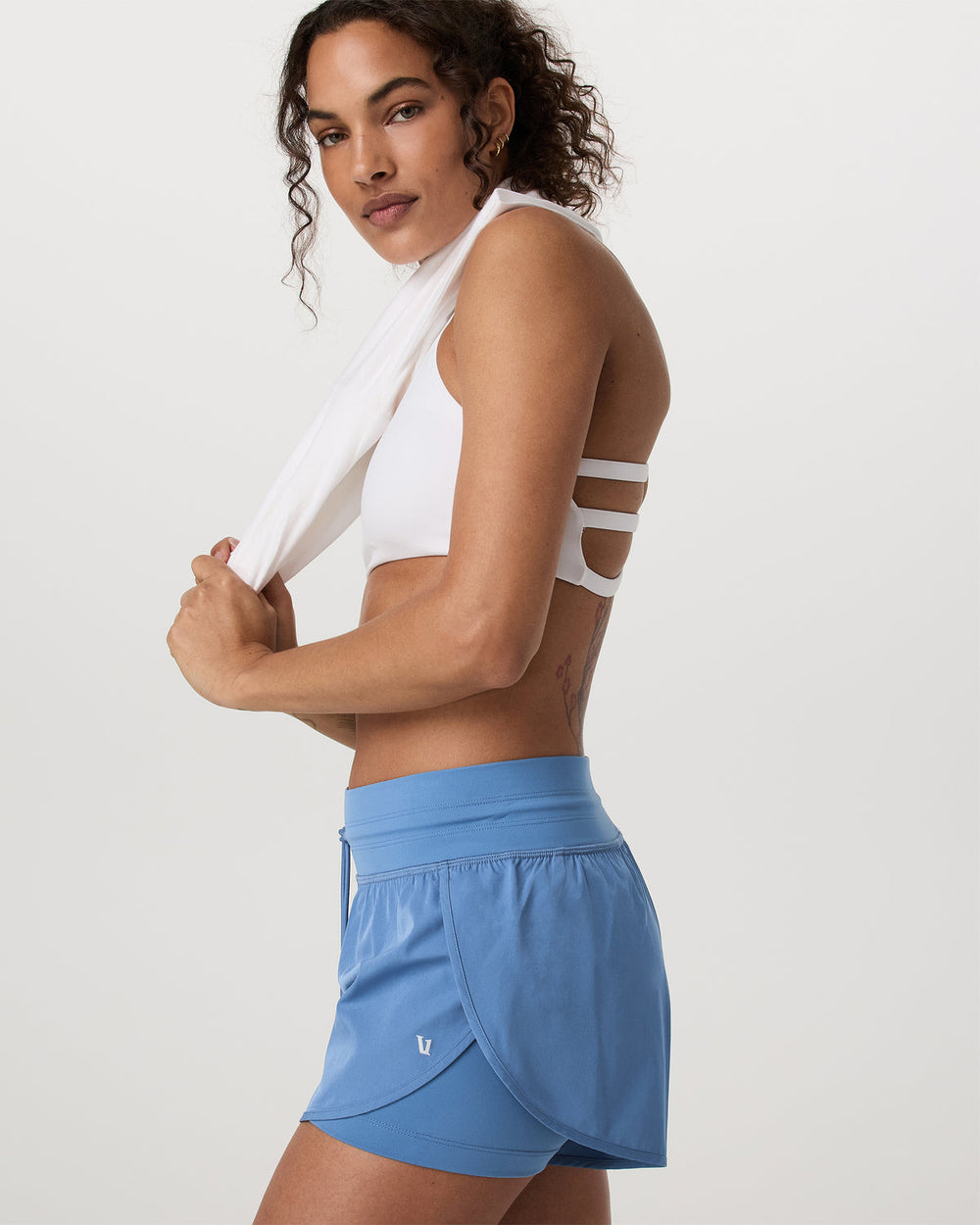 Daily Speed Short 2.5" Women's Light French Blue Shorts | Vuori Discount