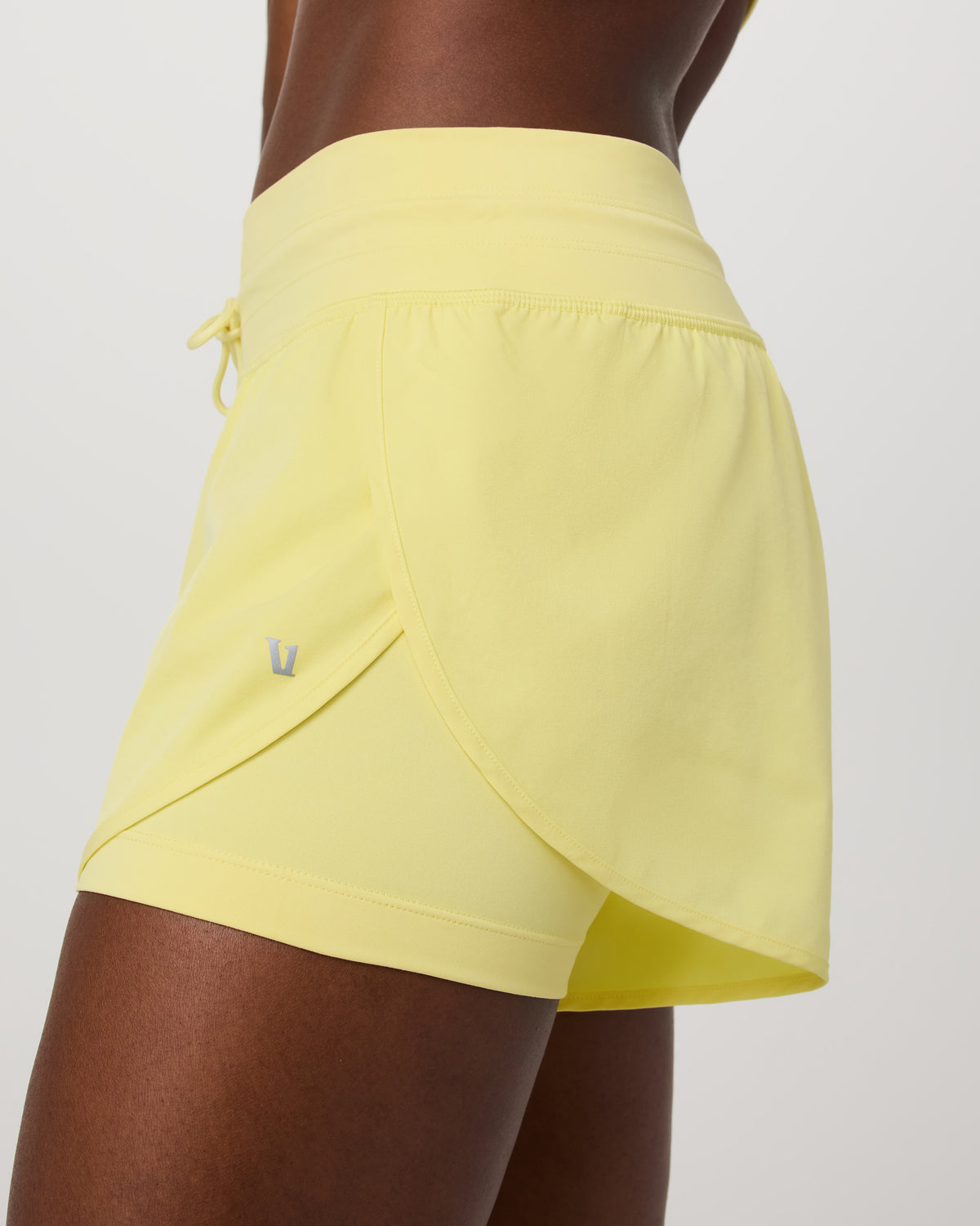 Daily Speed Short 2.5" Women's Sunlight Fitness Shorts | Vuori Discount