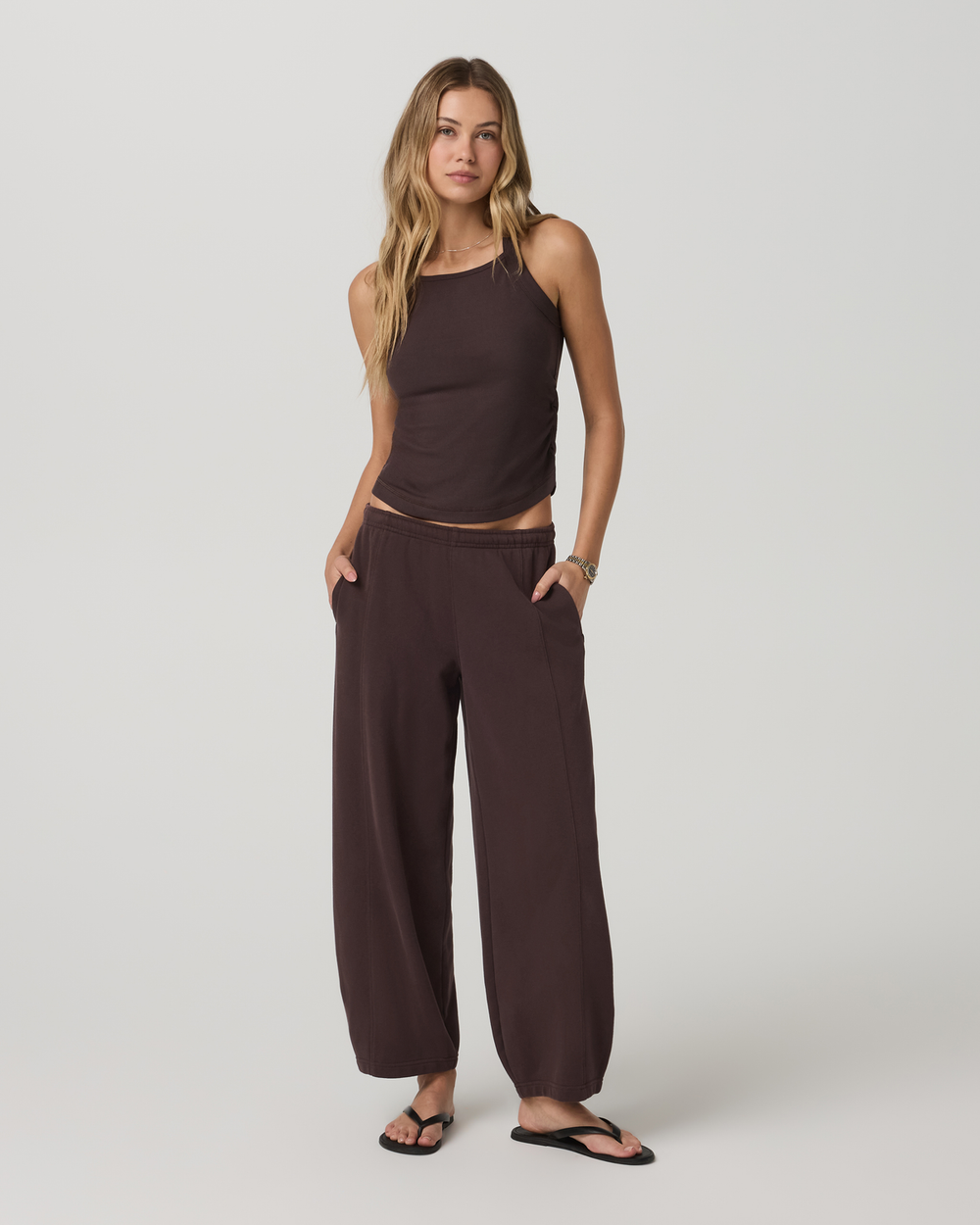 Pose Cooper Tank Women's French Roast Tank Top | Vuori For sale