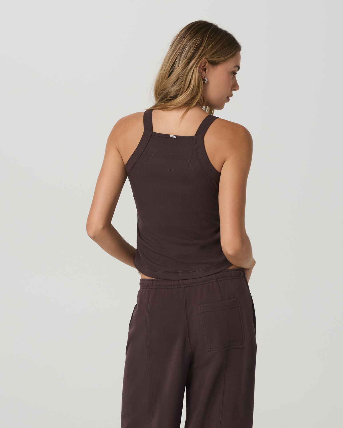 Pose Cooper Tank Women's French Roast Tank Top | Vuori For sale