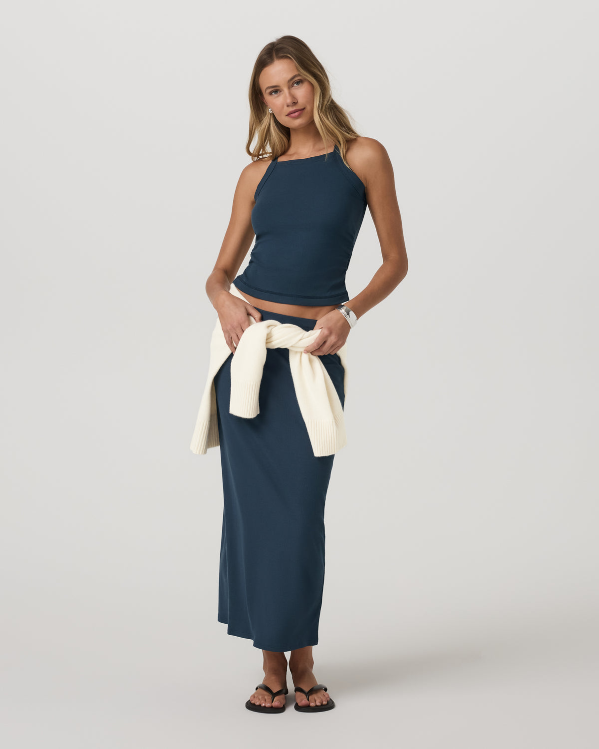 Pose Cooper Tank Women's Ocean Blue Tank Top | Vuori For sale