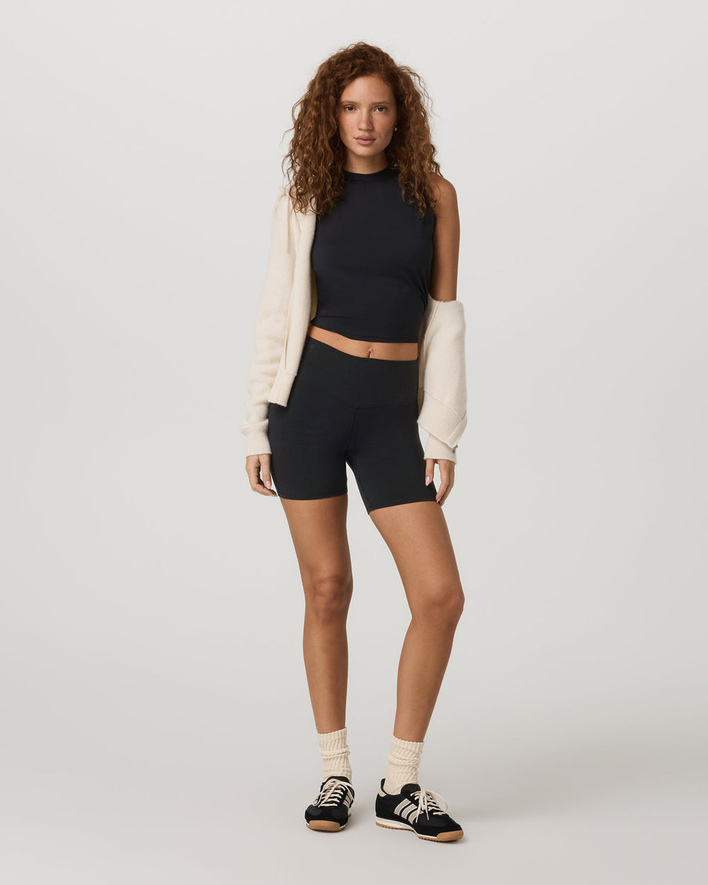 Halo Muscle Tank Women's Solid Black Tank Top | Vuori On sale