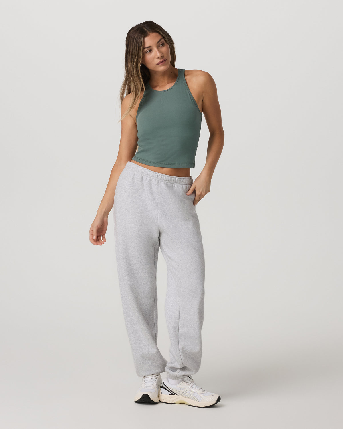 Pose Plyo Tank Women's Agate Green Performance Tank Top | Vuori US