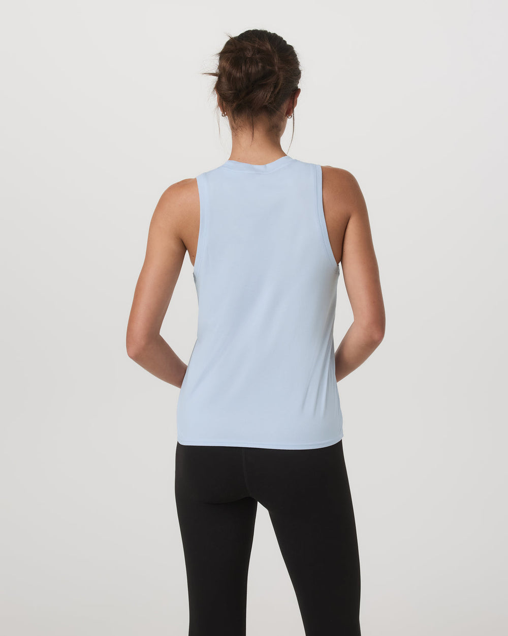 Energy Top - Long Women's Soft Sky Heather Tank Top | Vuori US