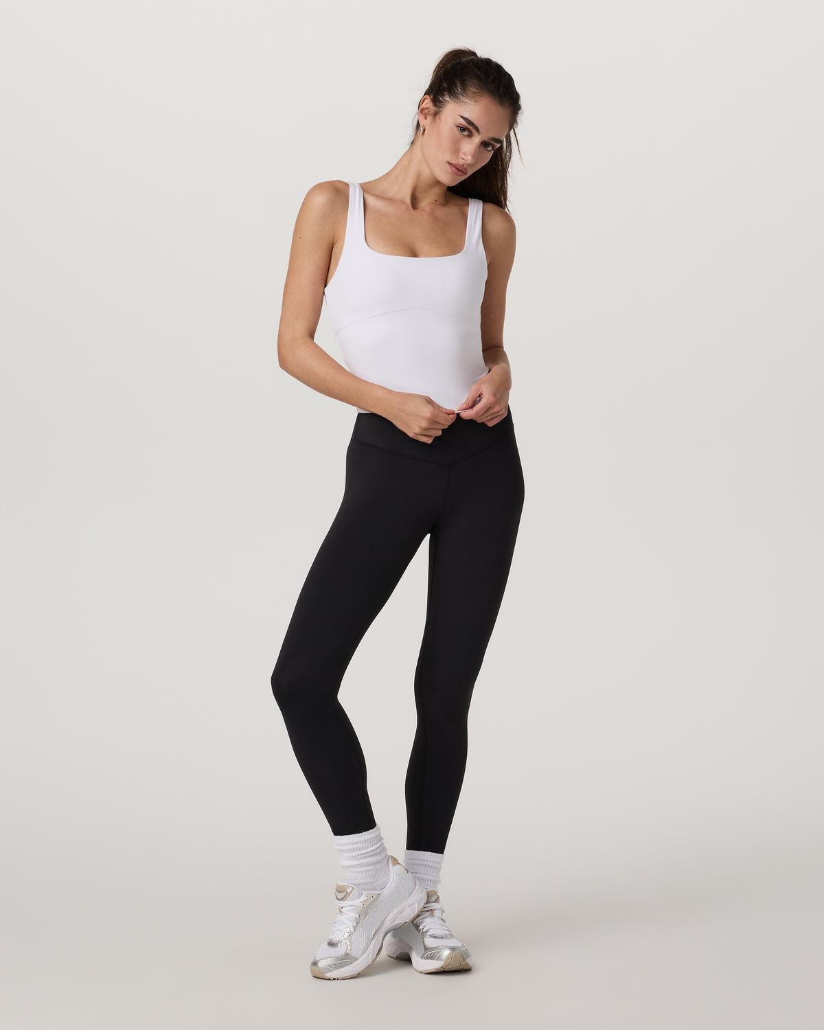 Vuori AllTheForm™ Support Tank White | Vuori Sale