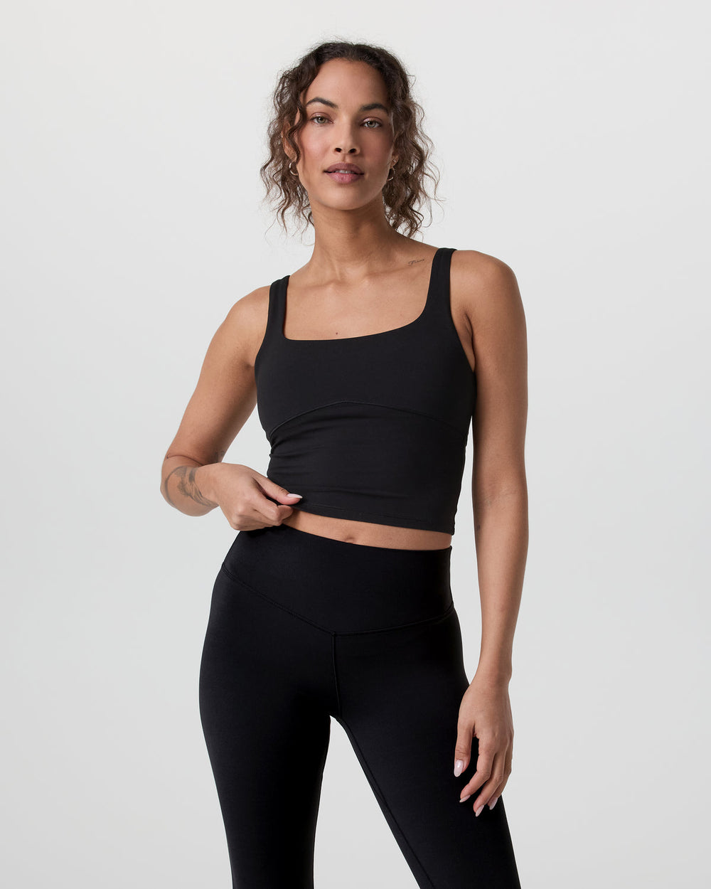 Vuori AllTheForm™ Support Tank Black | Vuori Outlet