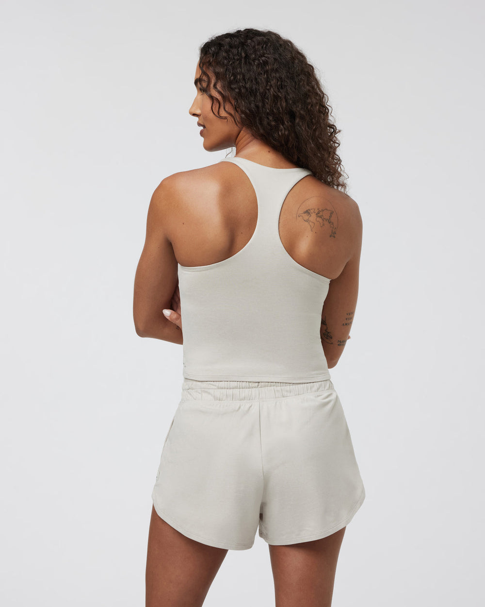 Halo Performance Crop 2.0 Ecru Heather Tank | Vuori US
