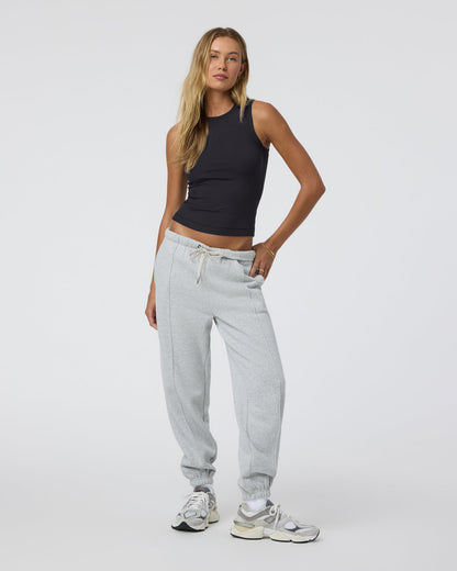 Pose Modern Tank Black | Vuori Outlet