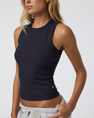 Pose Modern Tank Black | Vuori Outlet