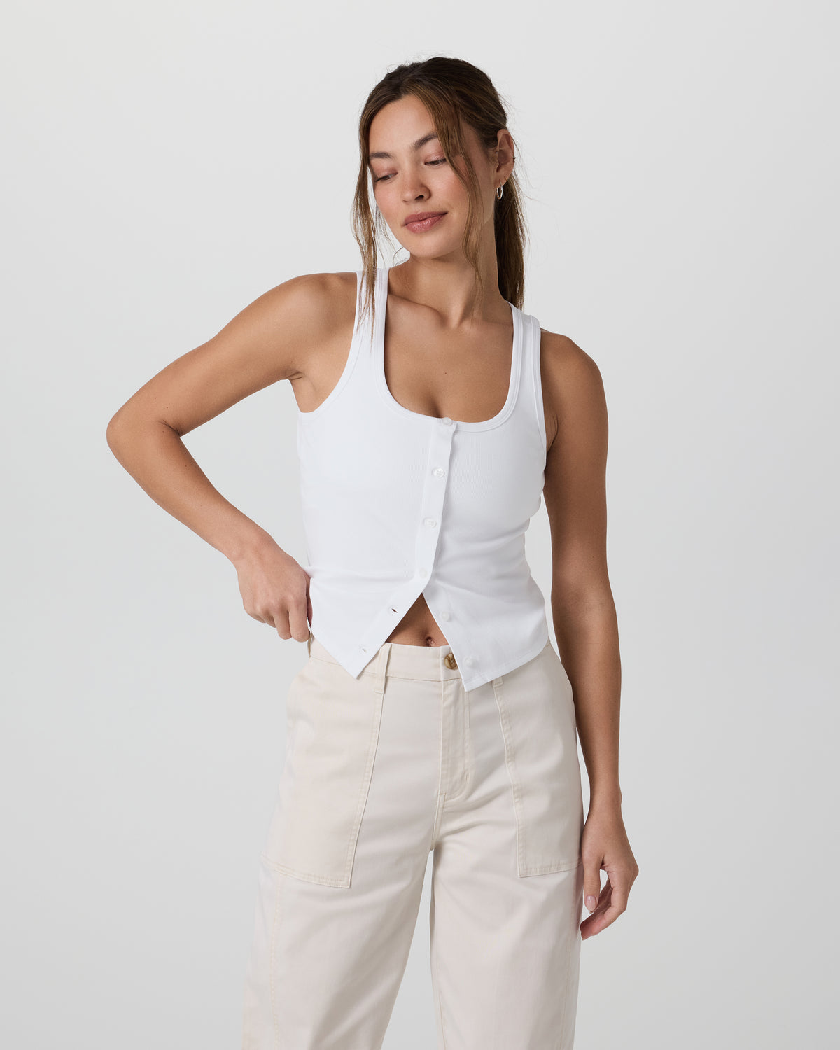Pose Cardigan Tank White | Vuori Online