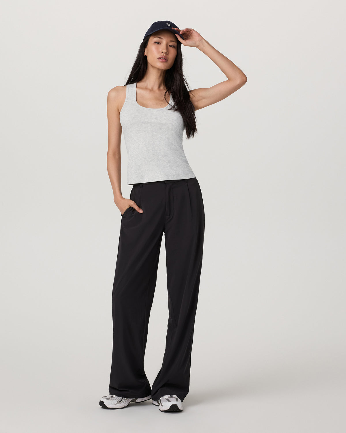 Pose Layering Tank Women's White Heather Grey Tank Top | Vuori US