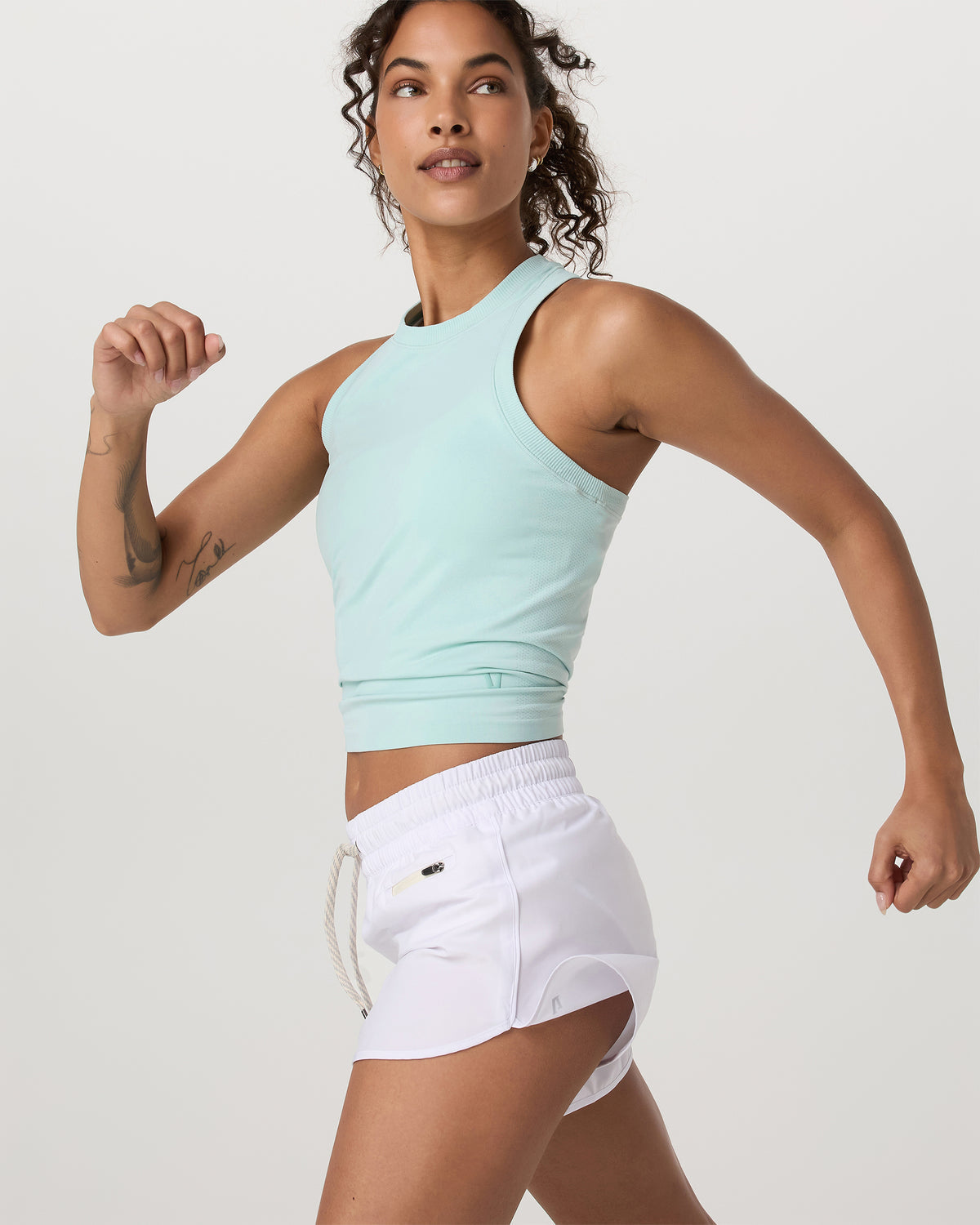 Surge Seamless Tank Women's Spearmint Performance Top | Vuori Clothing