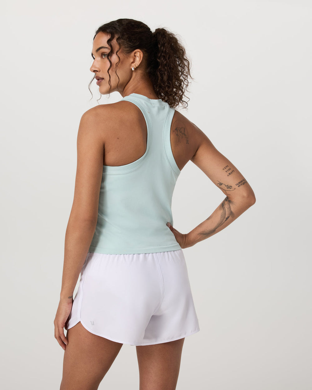 Surge Seamless Tank Women's Spearmint Performance Top | Vuori Clothing