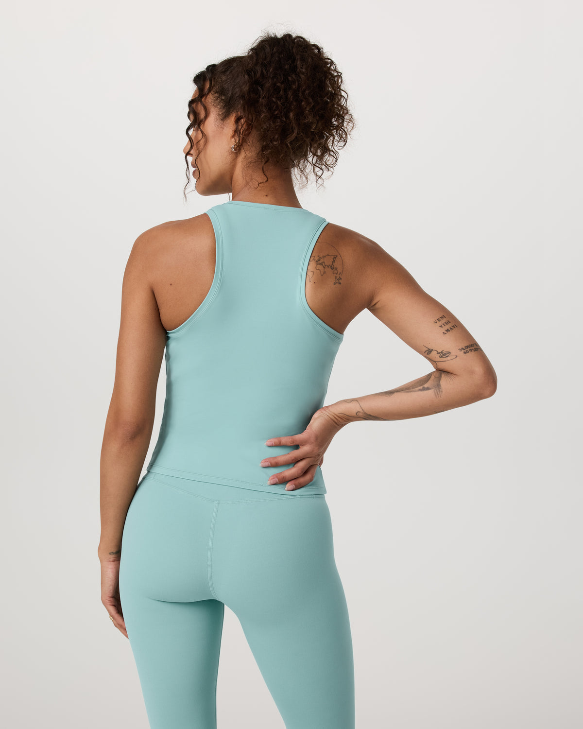 Vuori AllTheFeels™ Crew Tank Women's Sea Spray Tank Top | Vuori For sale